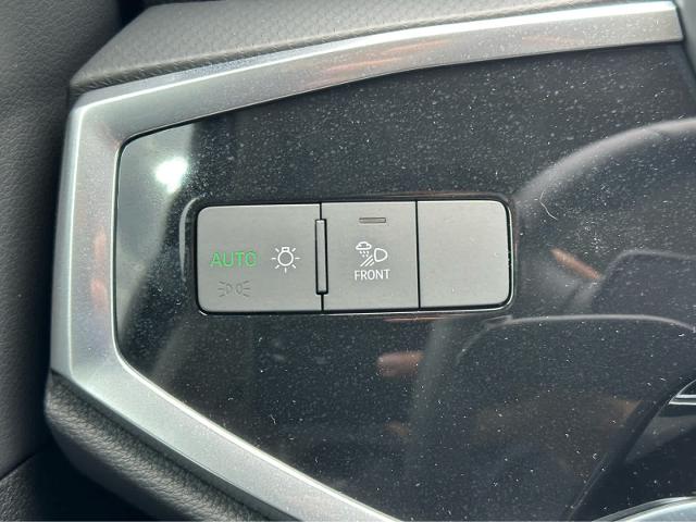 2025 Audi Q3 Vehicle Photo in HOUSTON, TX 77090