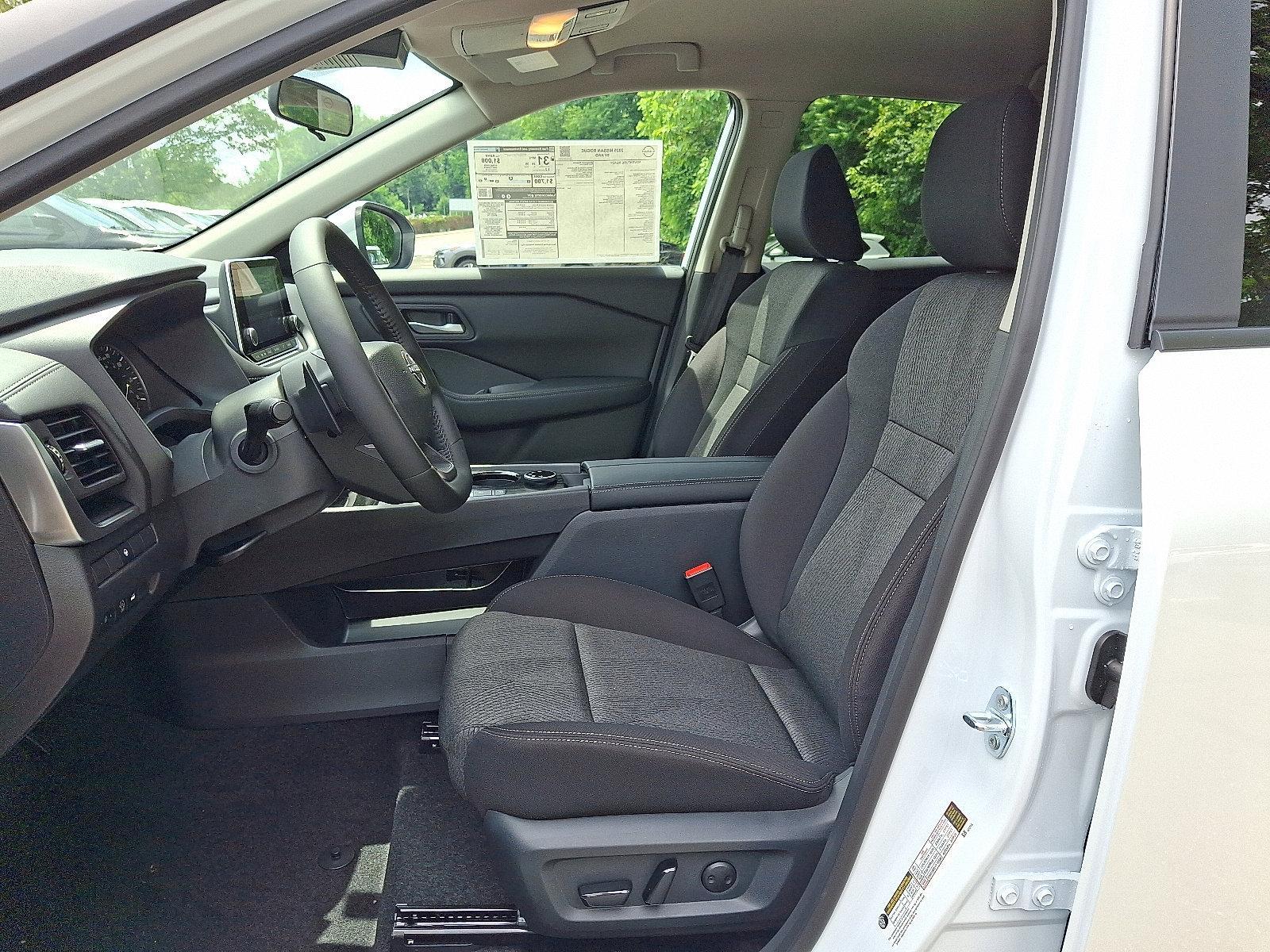 2025 Nissan Rogue Vehicle Photo in Jenkintown, PA 19046