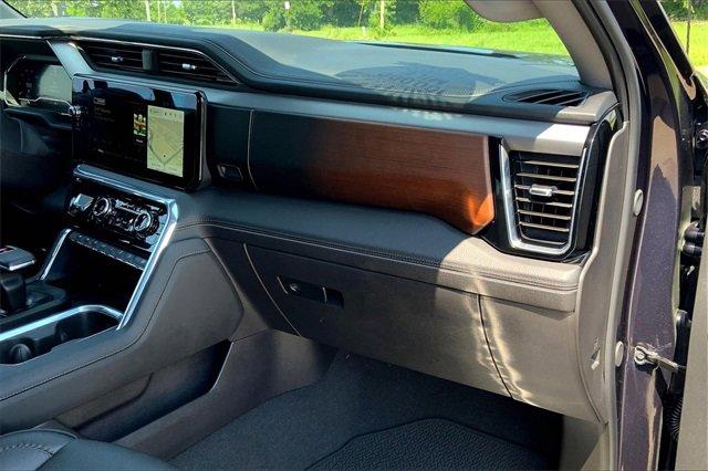 2024 GMC Sierra 1500 Vehicle Photo in TOPEKA, KS 66609-0000