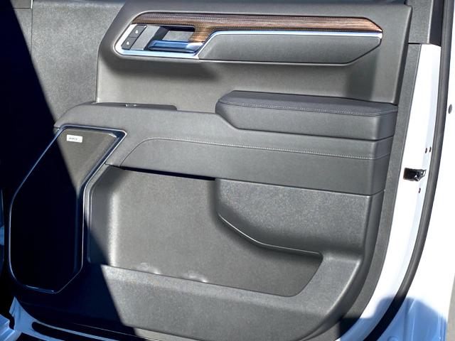 2025 Chevrolet Silverado 1500 Vehicle Photo in BEAUFORT, SC 29906-4218