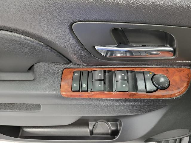 2014 Chevrolet Suburban Vehicle Photo in Oshkosh, WI 54904