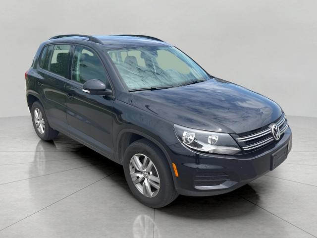 2016 Volkswagen Tiguan Vehicle Photo in Green Bay, WI 54304
