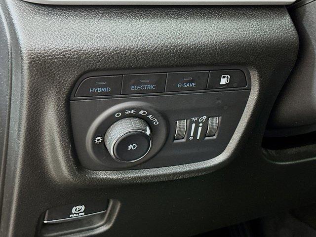 2023 Jeep Grand Cherokee 4xe Vehicle Photo in Doylsetown, PA 18901