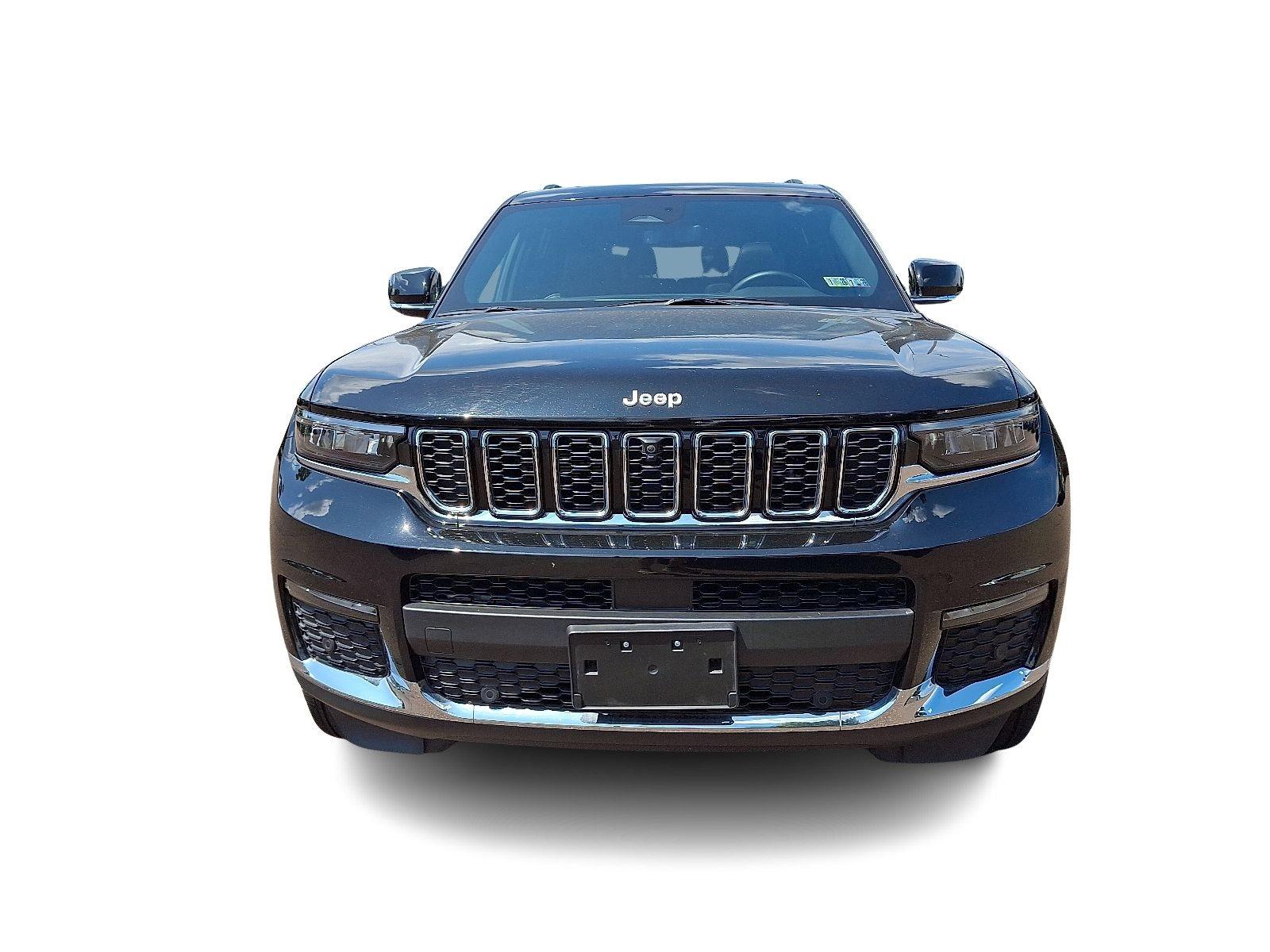2024 Jeep Grand Cherokee L Vehicle Photo in Willow Grove, PA 19090