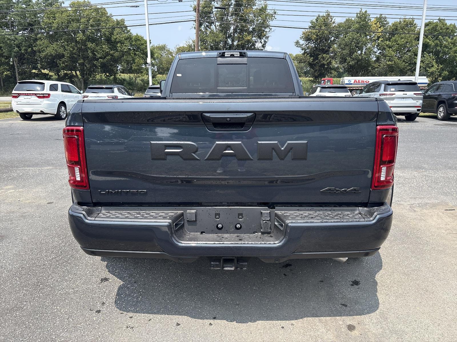 2025 Ram 3500 Vehicle Photo in Mechanicsburg, PA 17050-1707
