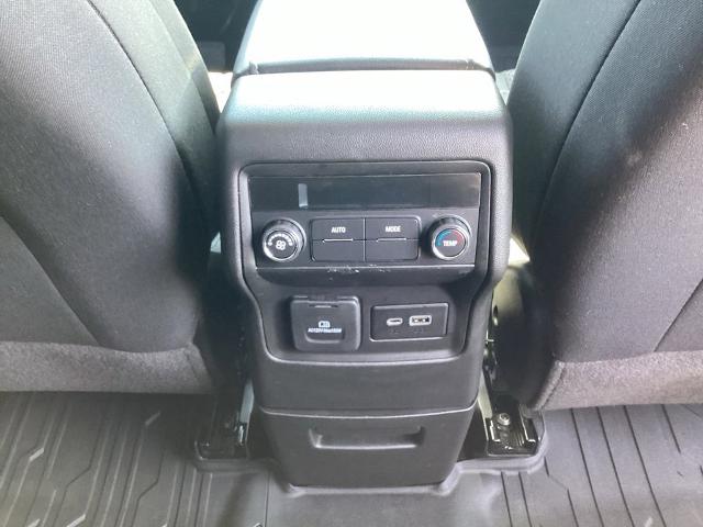 2023 GMC Acadia Vehicle Photo in GARDNER, MA 01440-3110