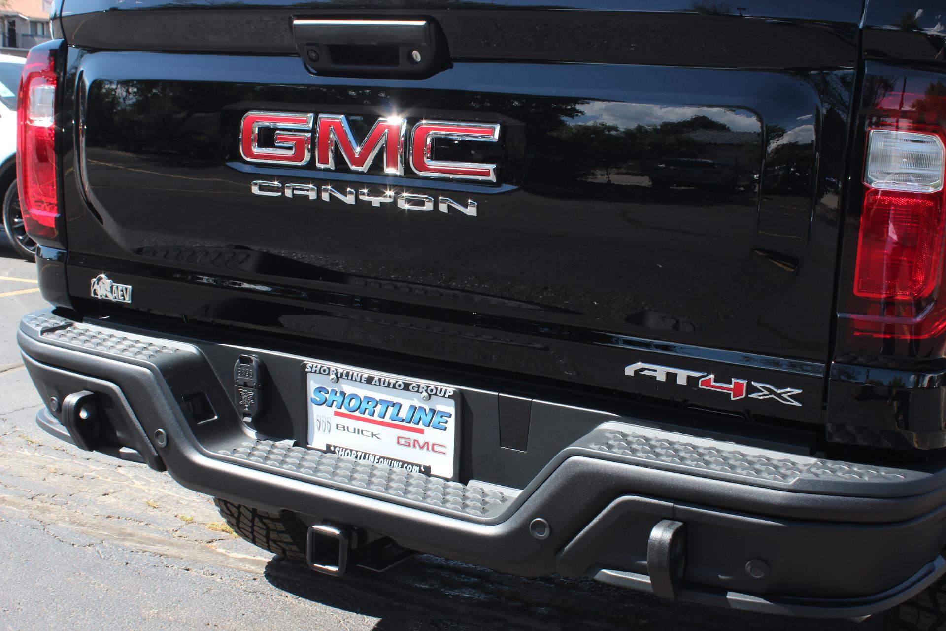 2024 GMC Canyon Vehicle Photo in AURORA, CO 80012-4011