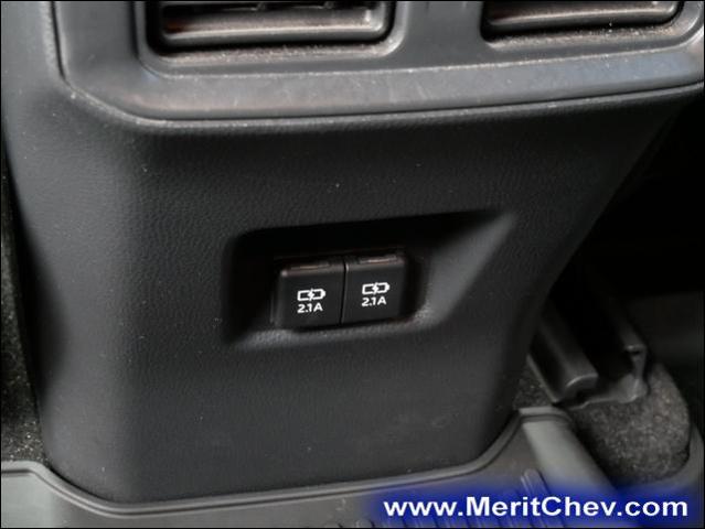 2020 Toyota RAV4 Vehicle Photo in MAPLEWOOD, MN 55119-4794