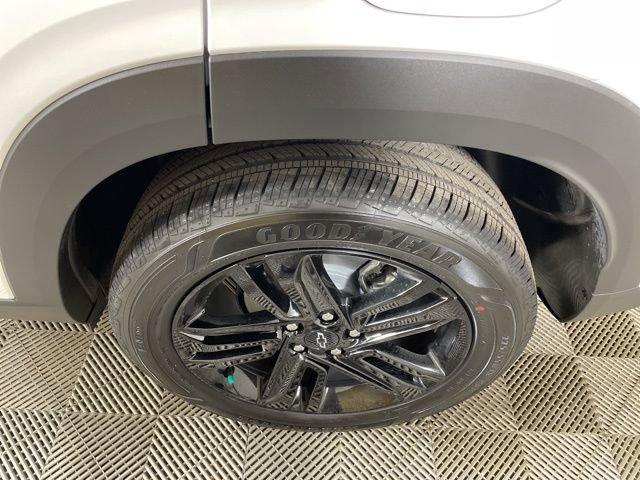 2025 Chevrolet Trax Vehicle Photo in PHOENIX, AZ 85014-3381