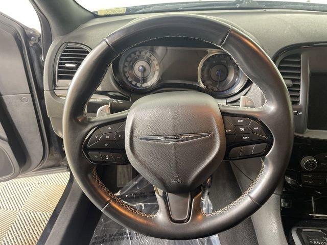 2022 Chrysler 300 Vehicle Photo in PHOENIX, AZ 85014-3381
