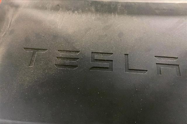 2017 Tesla Model S Vehicle Photo in Kansas City, MO 64114