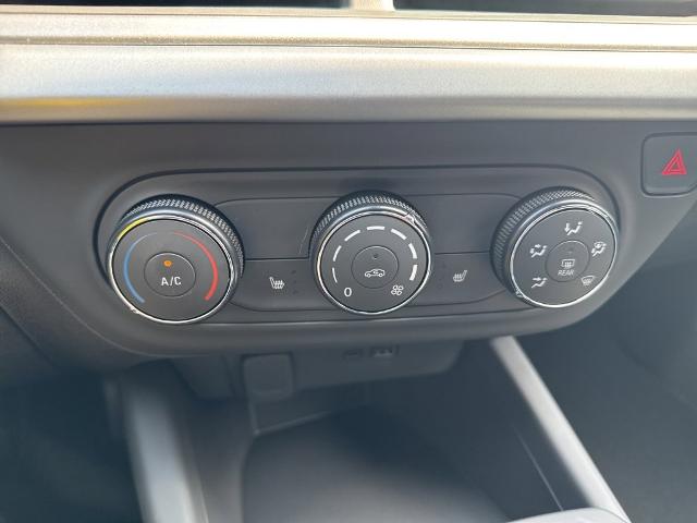2025 Chevrolet Trax Vehicle Photo in MARION, NC 28752-6372
