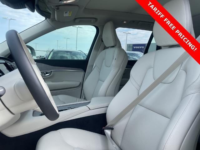 2025 Volvo XC90 Vehicle Photo in Grapevine, TX 76051