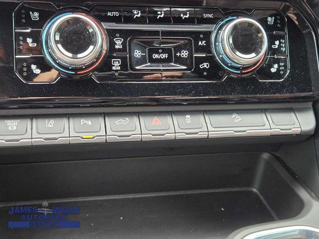 2024 GMC Sierra 2500 HD Vehicle Photo in DENTON, TX 76210-9321