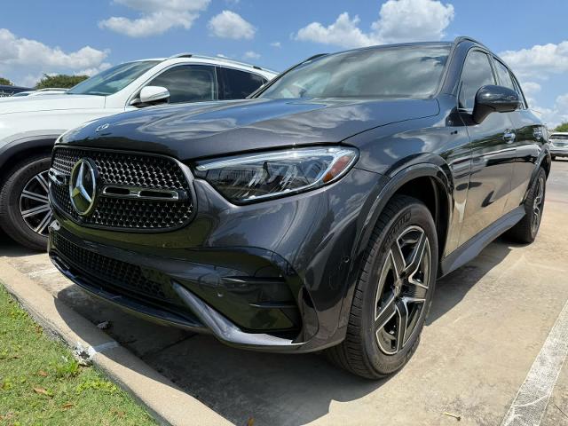 2025 Mercedes-Benz GLC Vehicle Photo in HOUSTON, TX 77079
