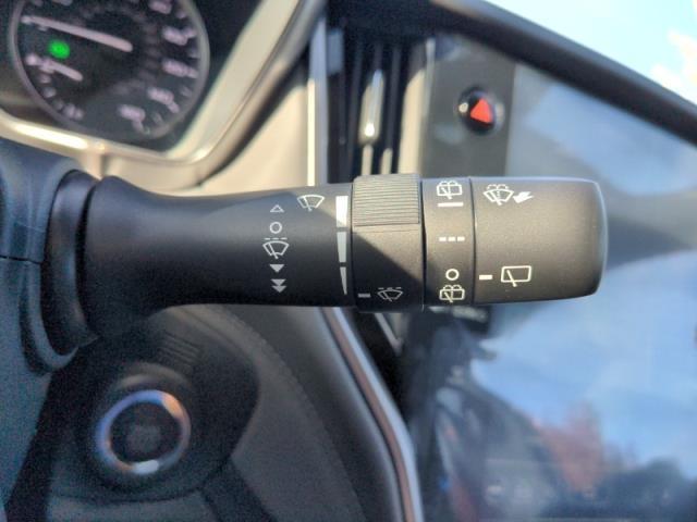 2025 Subaru Outback Vehicle Photo in Green Bay, WI 54304