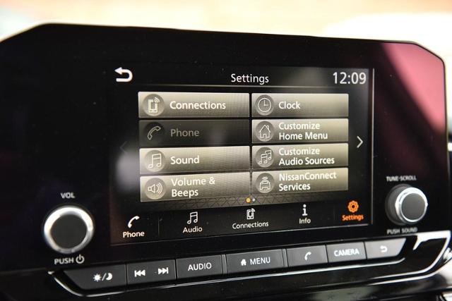 2025 Nissan Pathfinder Vehicle Photo in Ballwin, MO 63011