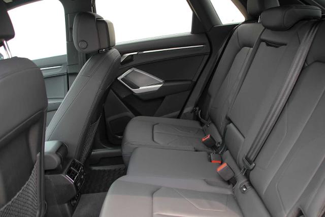 2024 Audi Q3 Vehicle Photo in SUGAR LAND, TX 77478