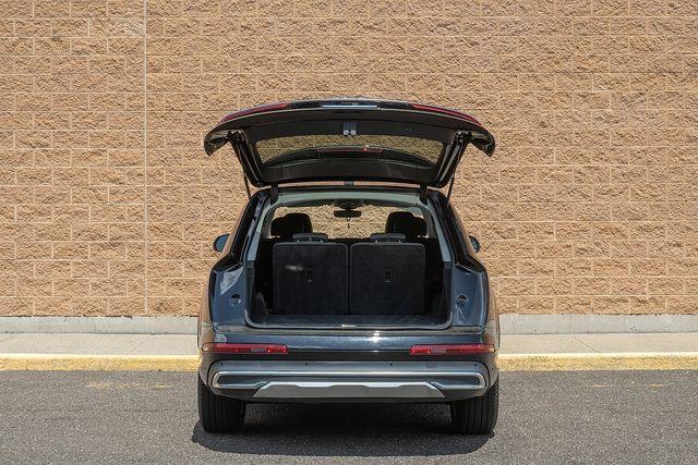 2023 Audi Q7 Vehicle Photo in DANBURY, CT 06810-5034