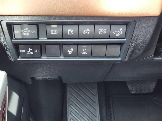 2024 Toyota Tundra 4WD Vehicle Photo in DENTON, TX 76210-9321