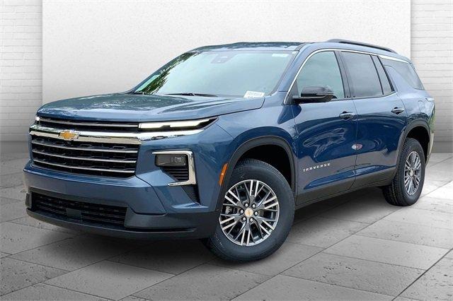 2025 Chevrolet Traverse Vehicle Photo in KANSAS CITY, MO 64114-4502