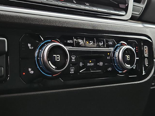 2025 GMC Sierra 2500 HD Vehicle Photo in TREVOSE, PA 19053-4984