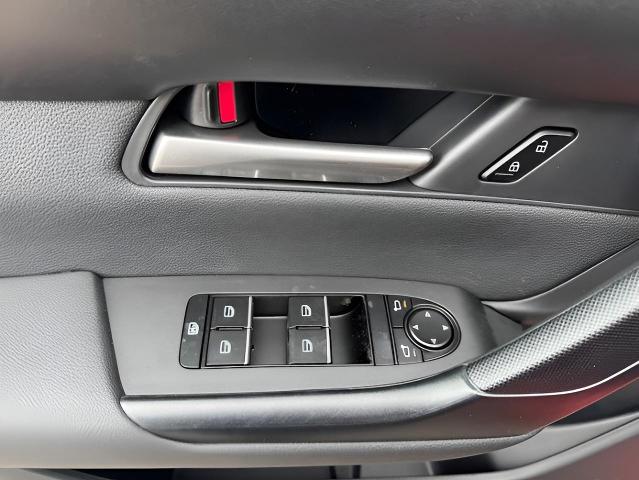 2025 Mazda CX-50 Hybrid Vehicle Photo in Green Bay, WI 54304
