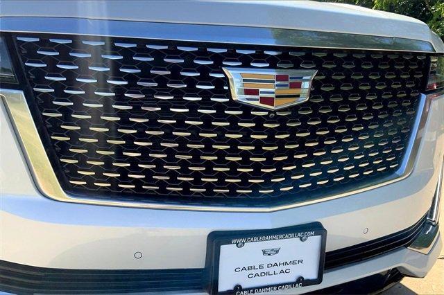 2022 Cadillac Escalade ESV Vehicle Photo in KANSAS CITY, MO 64114-4545