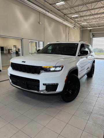2024 Jeep Grand Cherokee L Vehicle Photo in Peoria, IL 61615