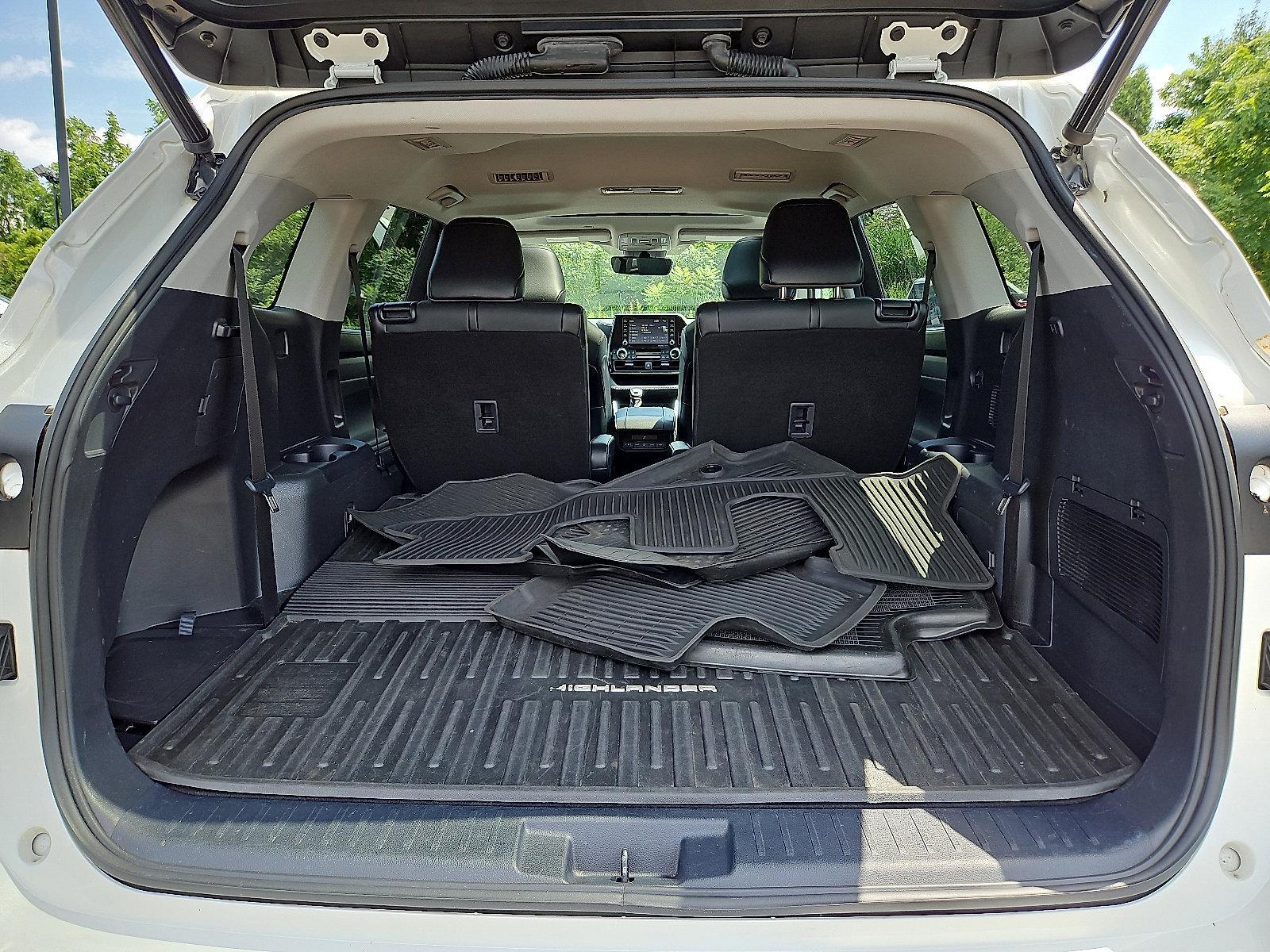 2021 Toyota Highlander Vehicle Photo in Trevose, PA 19053