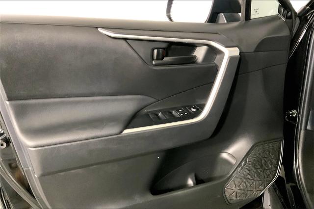 2023 Toyota RAV4 Vehicle Photo in Lees Summit, MO 64086