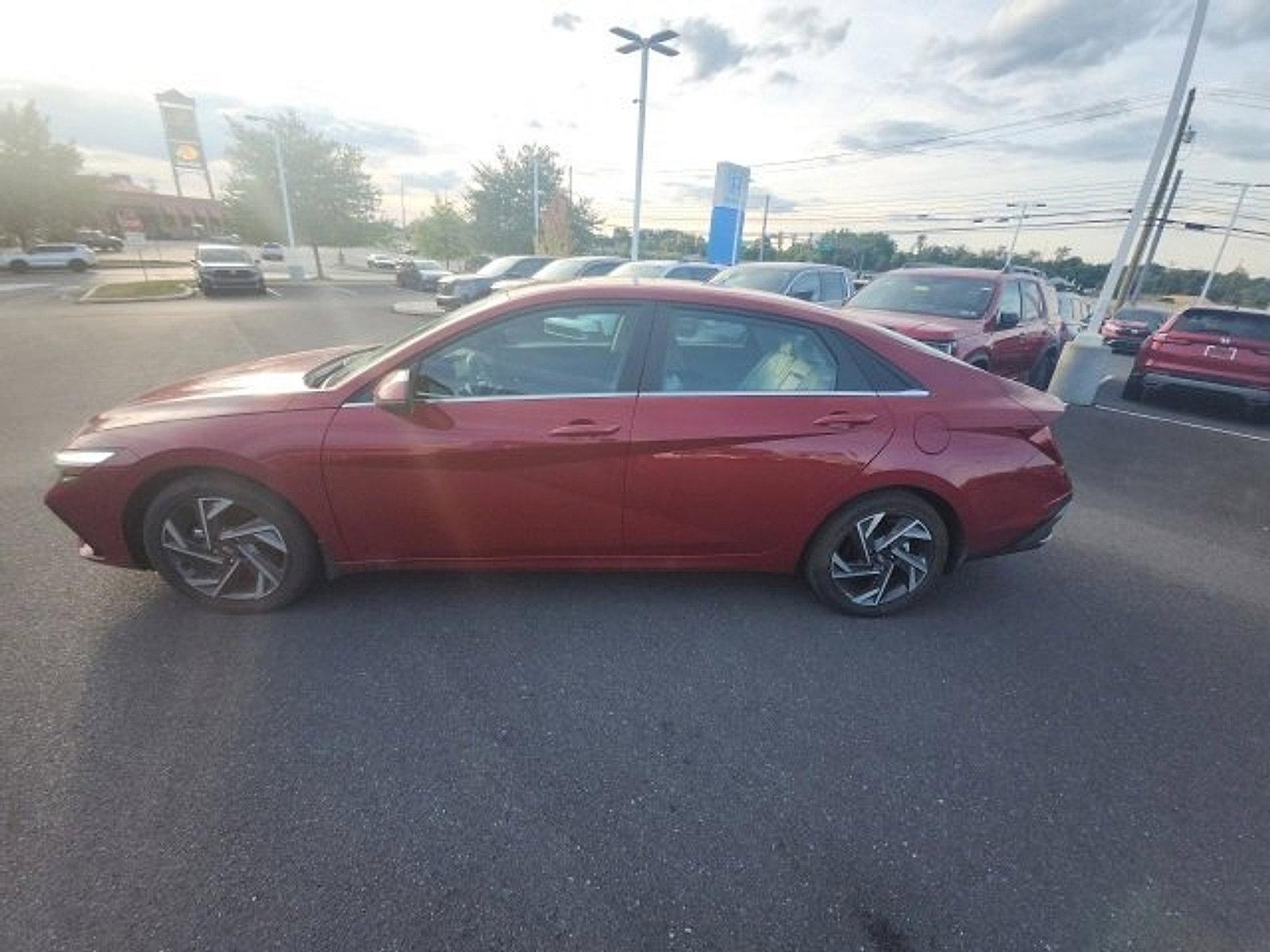 2025 Hyundai ELANTRA Hybrid Vehicle Photo in Harrisburg, PA 17111