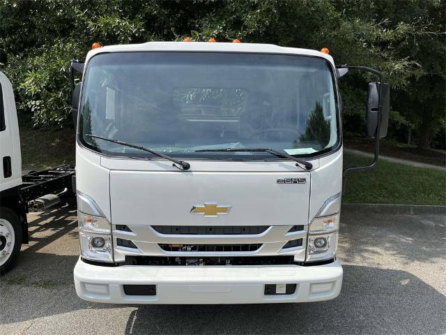 2025 Chevrolet Low Cab Forward 4500 Vehicle Photo in ALCOA, TN 37701-3235