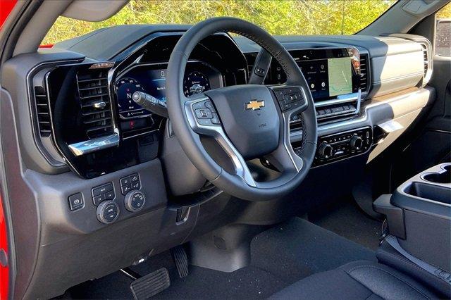 2025 Chevrolet Silverado 1500 Vehicle Photo in KANSAS CITY, MO 64114-4502