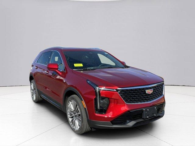 2025 Cadillac XT4 Vehicle Photo in LEOMINSTER, MA 01453-2952