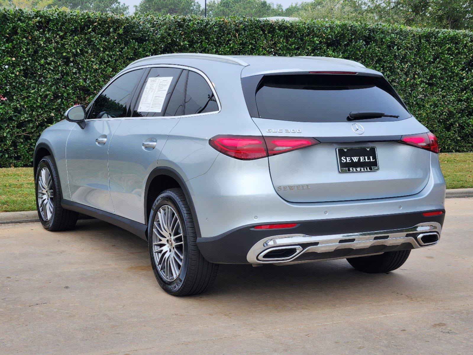 2024 Mercedes-Benz GLC Vehicle Photo in HOUSTON, TX 77079