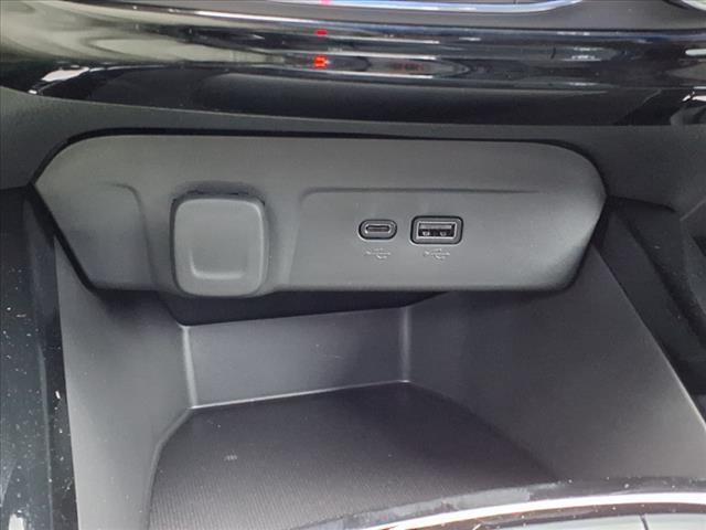 2025 Chevrolet Trax Vehicle Photo in ELGIN, TX 78621-4245