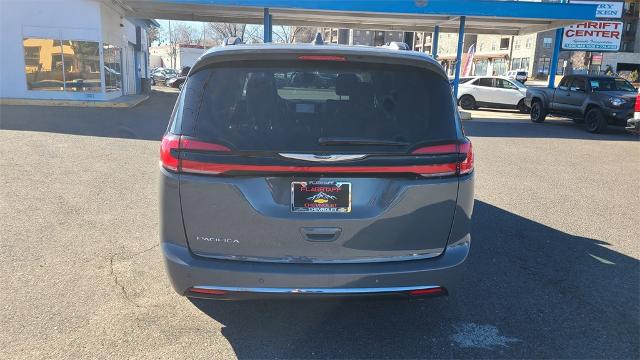 2022 Chrysler Pacifica Vehicle Photo in FLAGSTAFF, AZ 86001-6214