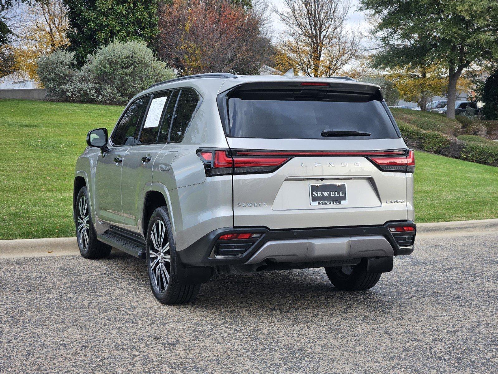 2024 Lexus LX 600 Vehicle Photo in Fort Worth, TX 76132