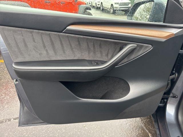 2023 Tesla Model Y Vehicle Photo in MEDINA, OH 44256-9631