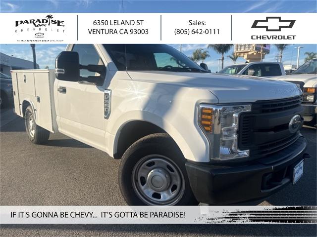 2019 Ford Super Duty F-350 SRW Vehicle Photo in VENTURA, CA 93003-8585