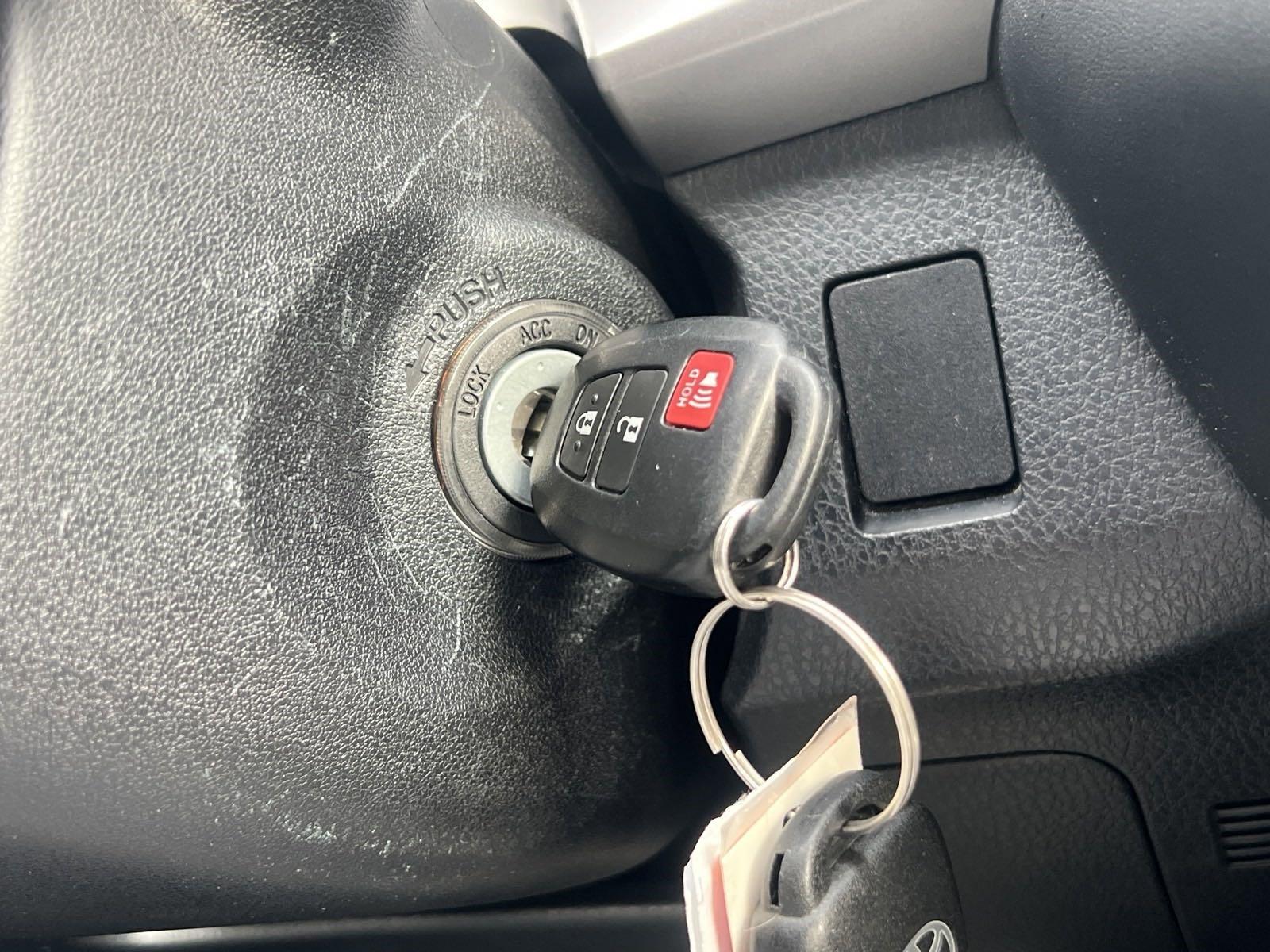 2017 Toyota RAV4 Vehicle Photo in Mechanicsburg, PA 17050-1707
