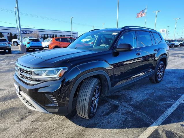 2022 Volkswagen Atlas Vehicle Photo in GREEN BAY, WI 54304-5303