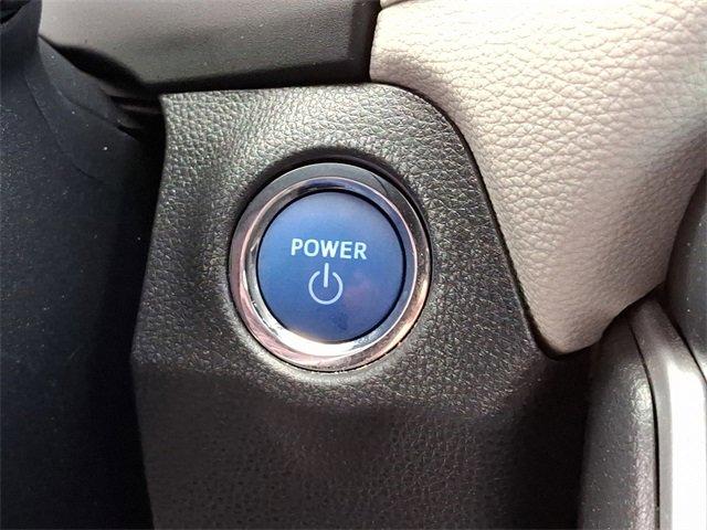 2019 Toyota RAV4 Vehicle Photo in Willow Grove, PA 19090