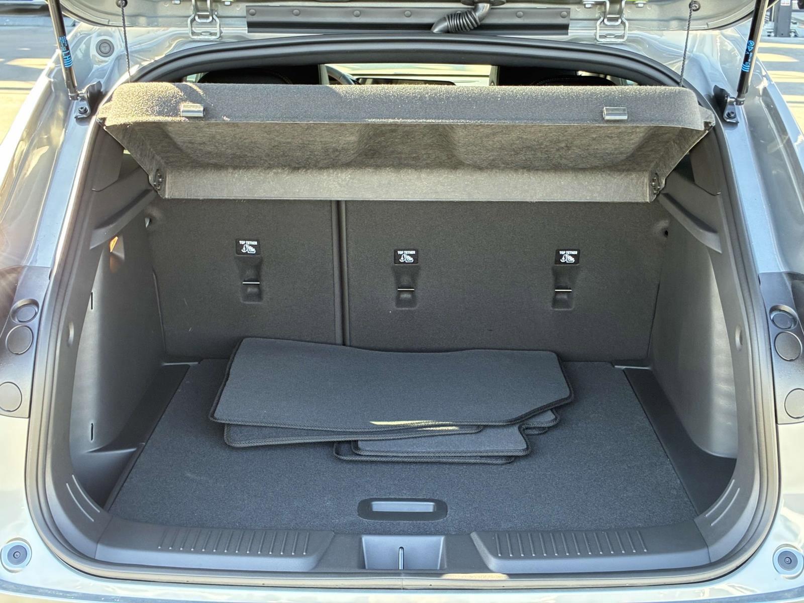 2025 Chevrolet Trax Vehicle Photo in LOS ANGELES, CA 90007-3794