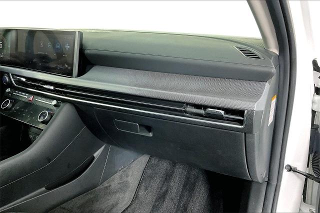 2024 Hyundai SONATA Hybrid Vehicle Photo in Tulsa, OK 74129