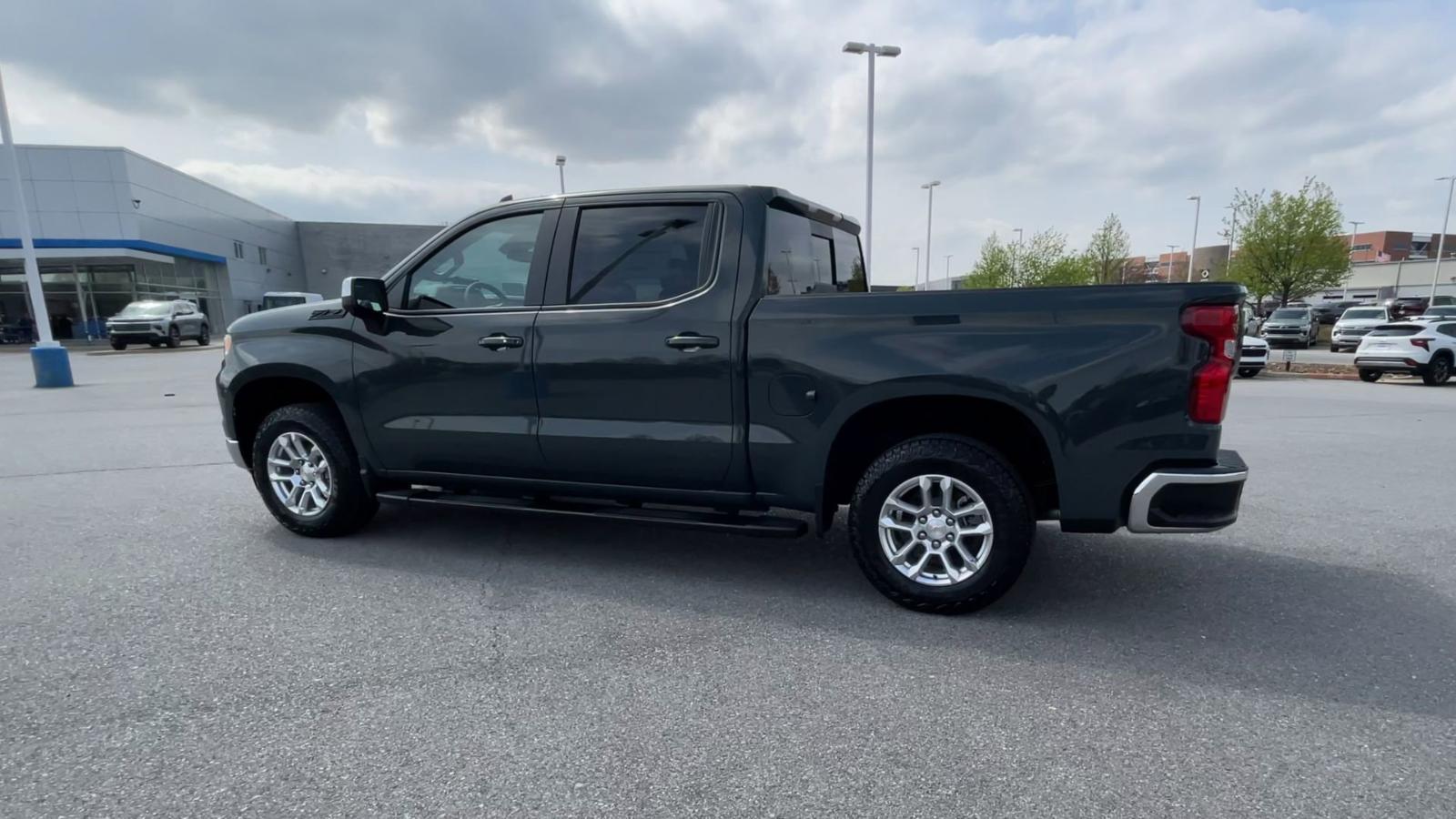 2025 Chevrolet Silverado 1500 Vehicle Photo in BENTONVILLE, AR 72712-4322