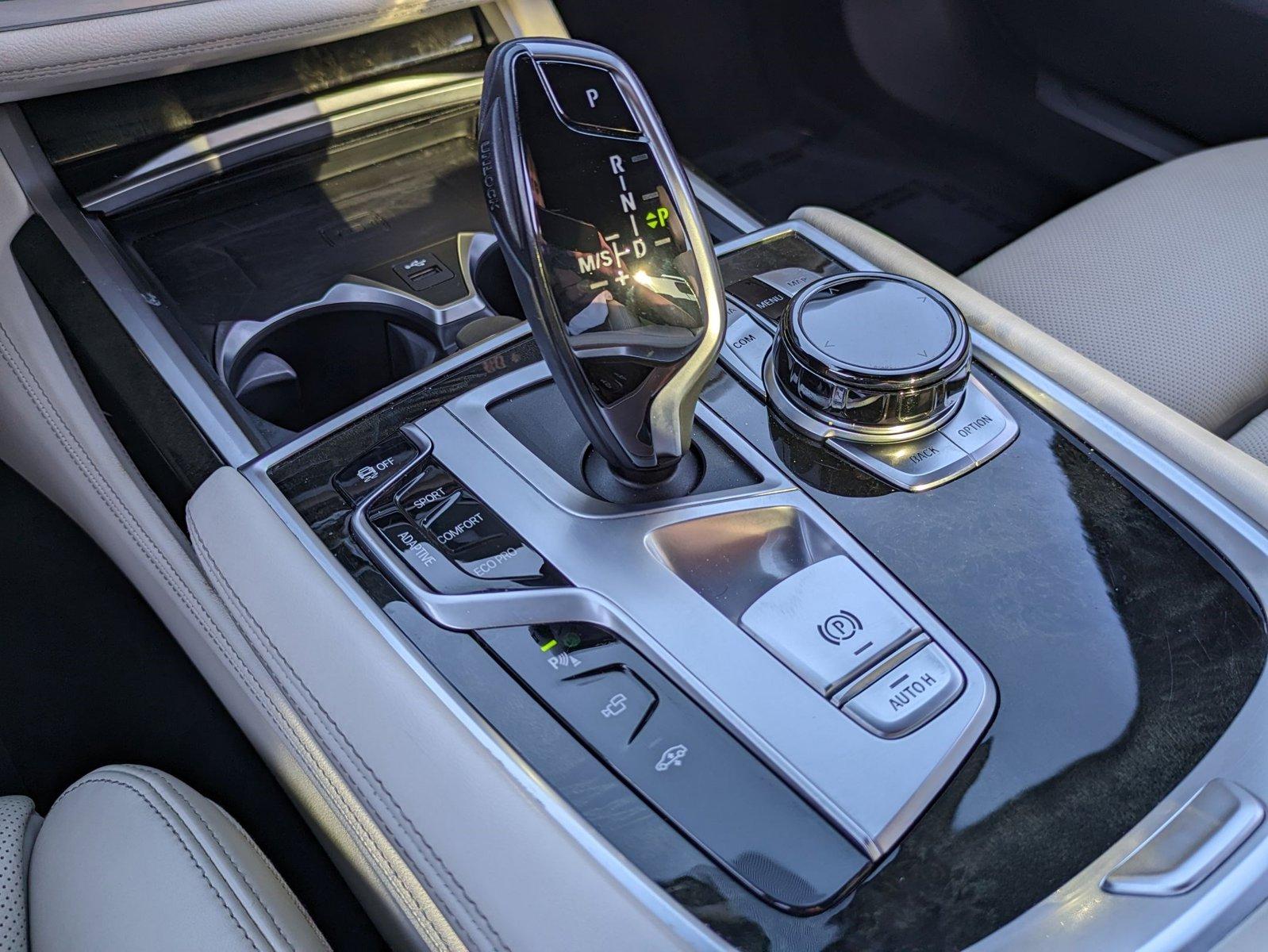 2022 BMW 750i xDrive Vehicle Photo in Sanford, FL 32771