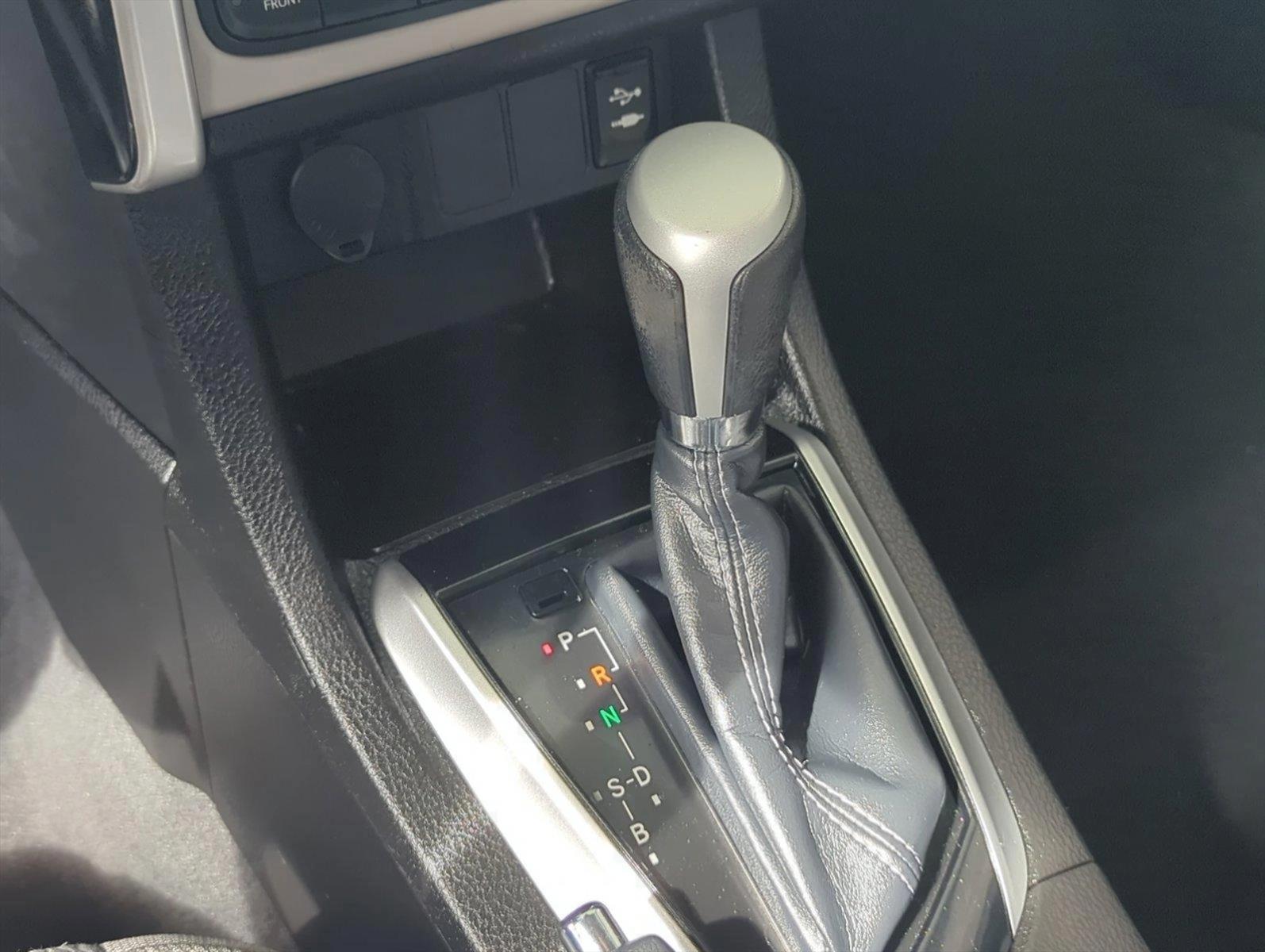 2019 Toyota Corolla Vehicle Photo in Ft. Myers, FL 33907