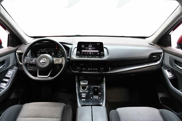 2023 Nissan Rogue Vehicle Photo in DALLAS, TX 75235